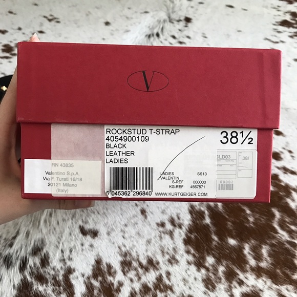 Valentino rockstud T Strap lucite sandals 38.5 - Picture 8 of 8