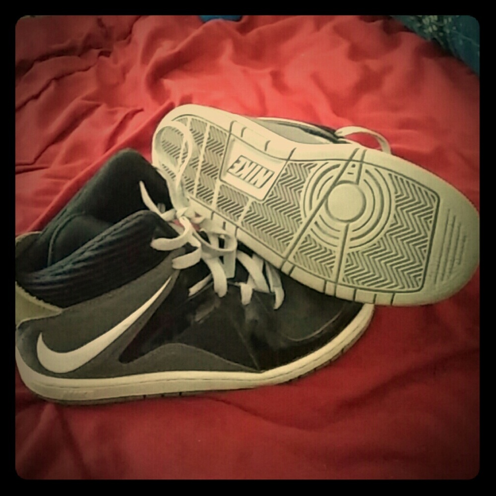 Nike shoes