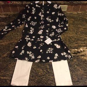 Carters girls outfit size 5 with tags