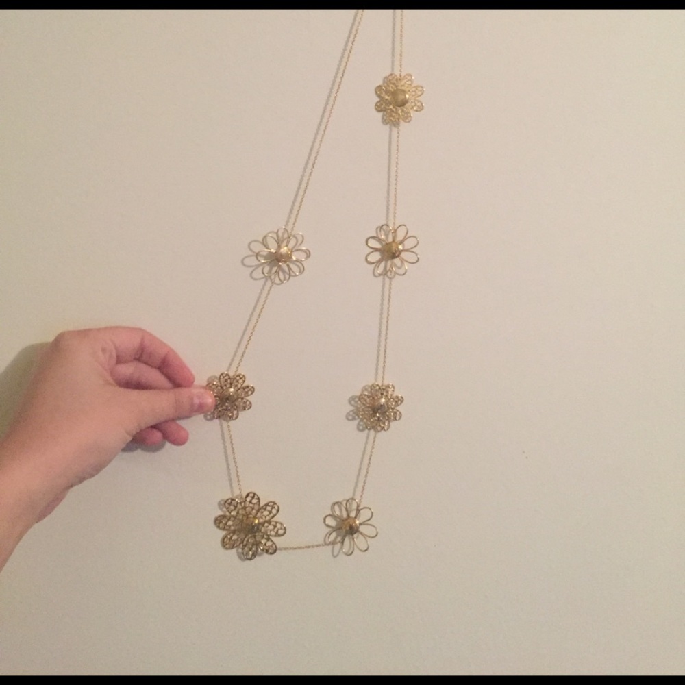 Coach daisy necklace