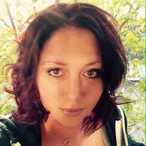 Meet your Posher, Jade