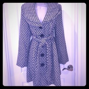 Gorgeous Tweed Coat!! Worn Only Once!