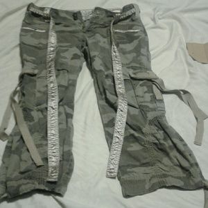 Womens camo capris