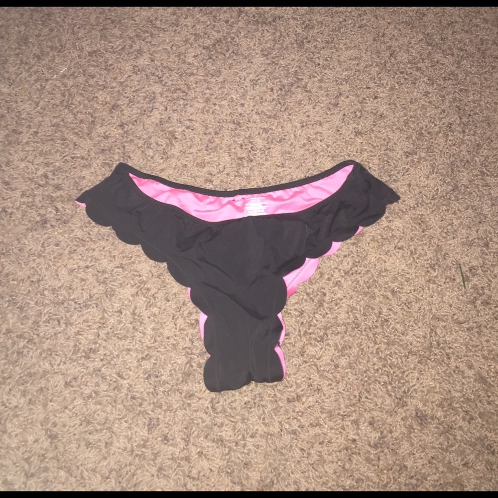 Black ruffle bottoms from pink
