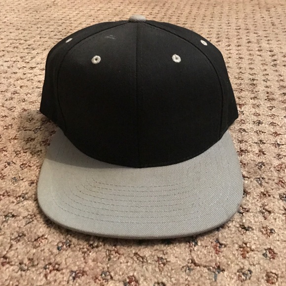 SnapBack - Picture 1 of 1