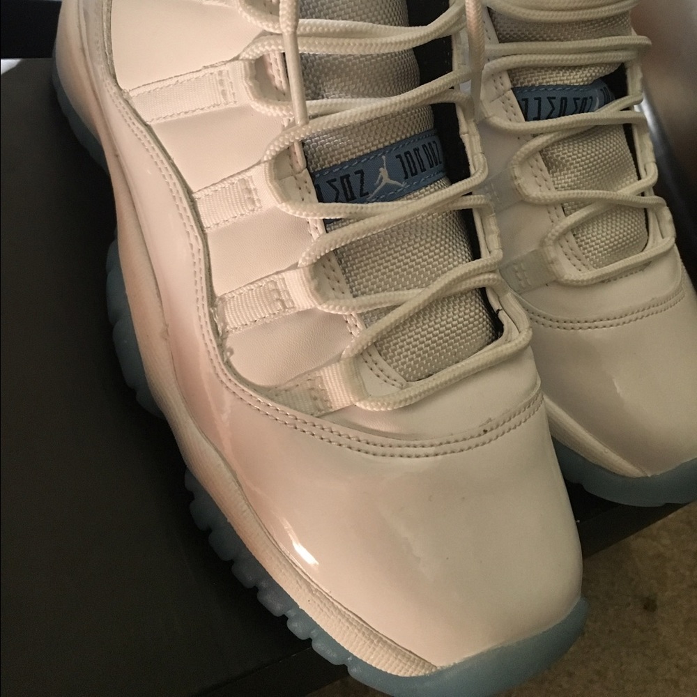 Air Jordan 11