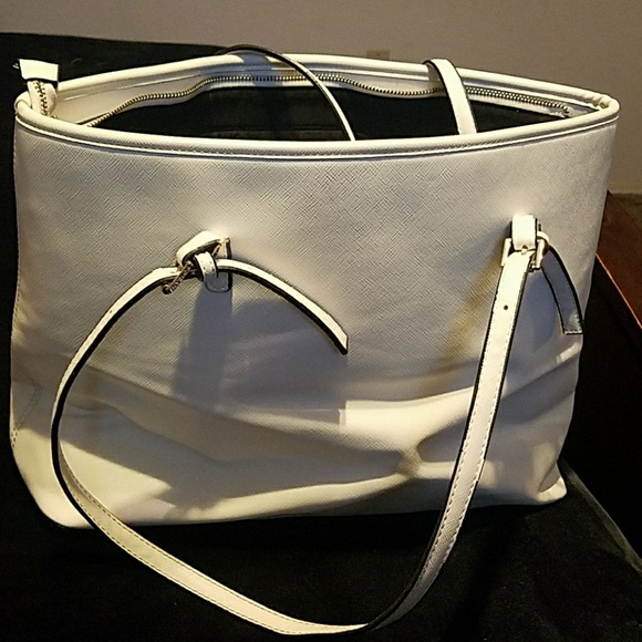 Mk purse - Picture 2 of 3