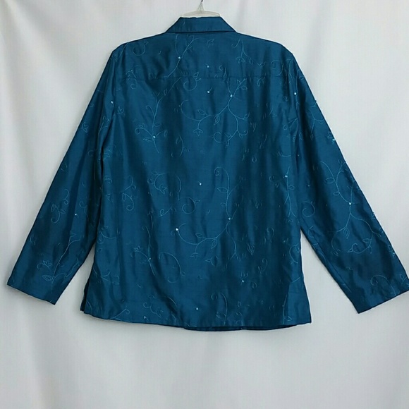 C.l.o.t.h.e.s. Top Embroidered Sequined Size Large - Picture 2 of 4