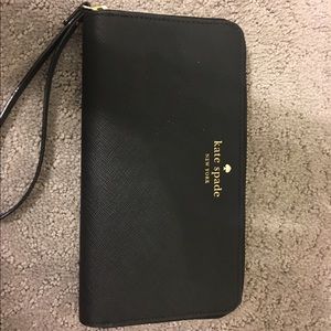 Kate Spade wristlet/wallet