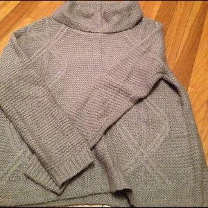 Turtle neck sweater