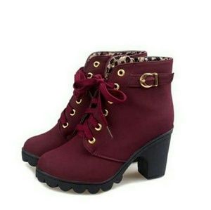 BRAND NEW CUTE WINE RED DRESS BOOTS