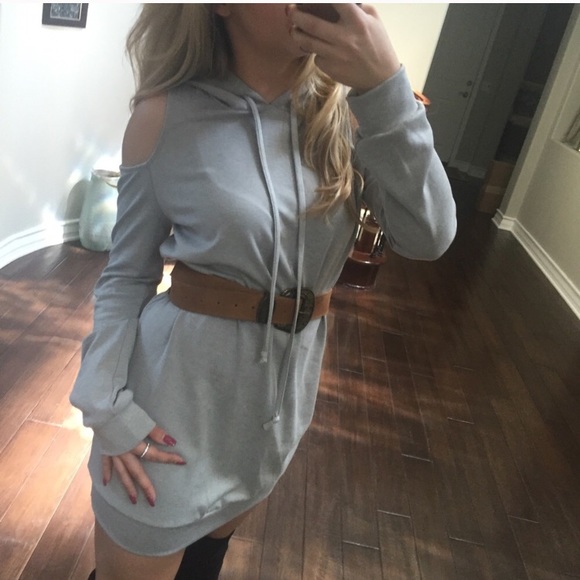 SALE⭐️LAST1• Cold Shoulder Hoodie Dress - Picture 7 of 7