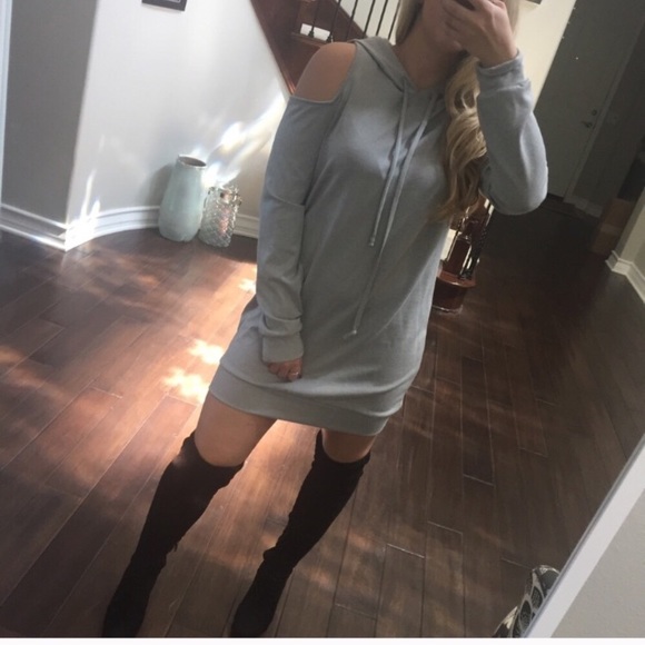 SALE⭐️LAST1• Cold Shoulder Hoodie Dress - Picture 2 of 7