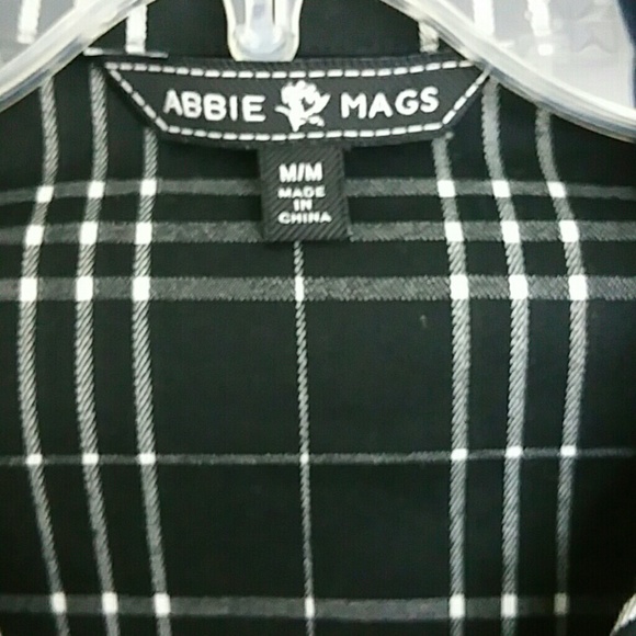 Abbie Mags Sleeveless Top Size Medium - Picture 4 of 4