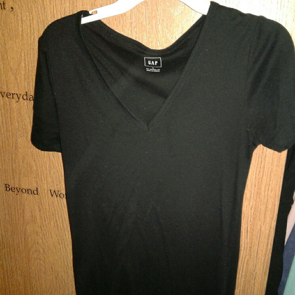 gap shirt