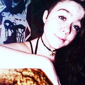 Meet your Posher, Isabelle