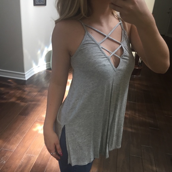 LAST//Criss Cross Heather Gray Tee - Picture 3 of 6