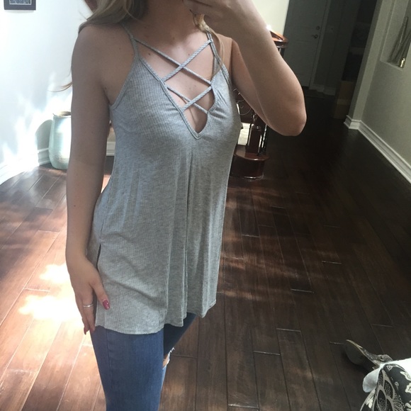 LAST//Criss Cross Heather Gray Tee - Picture 5 of 6