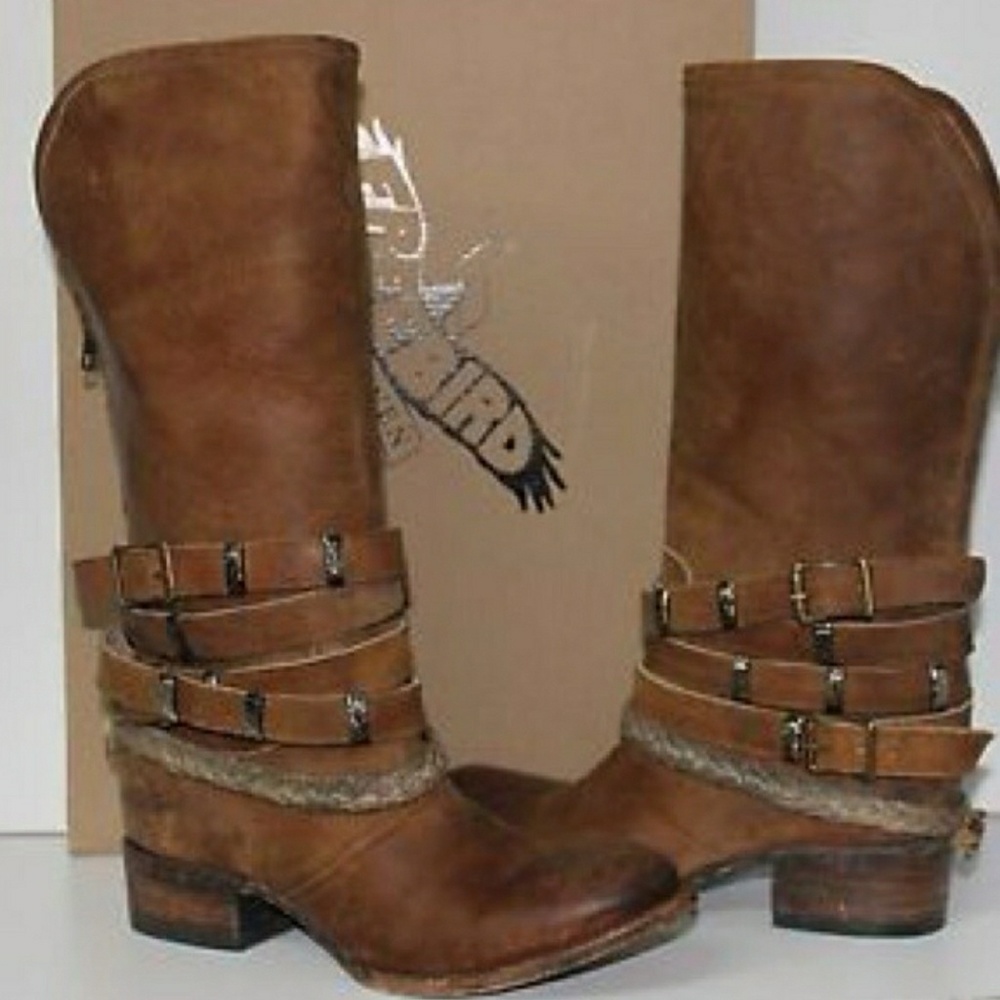 Freebird leather boots size 7(tan)