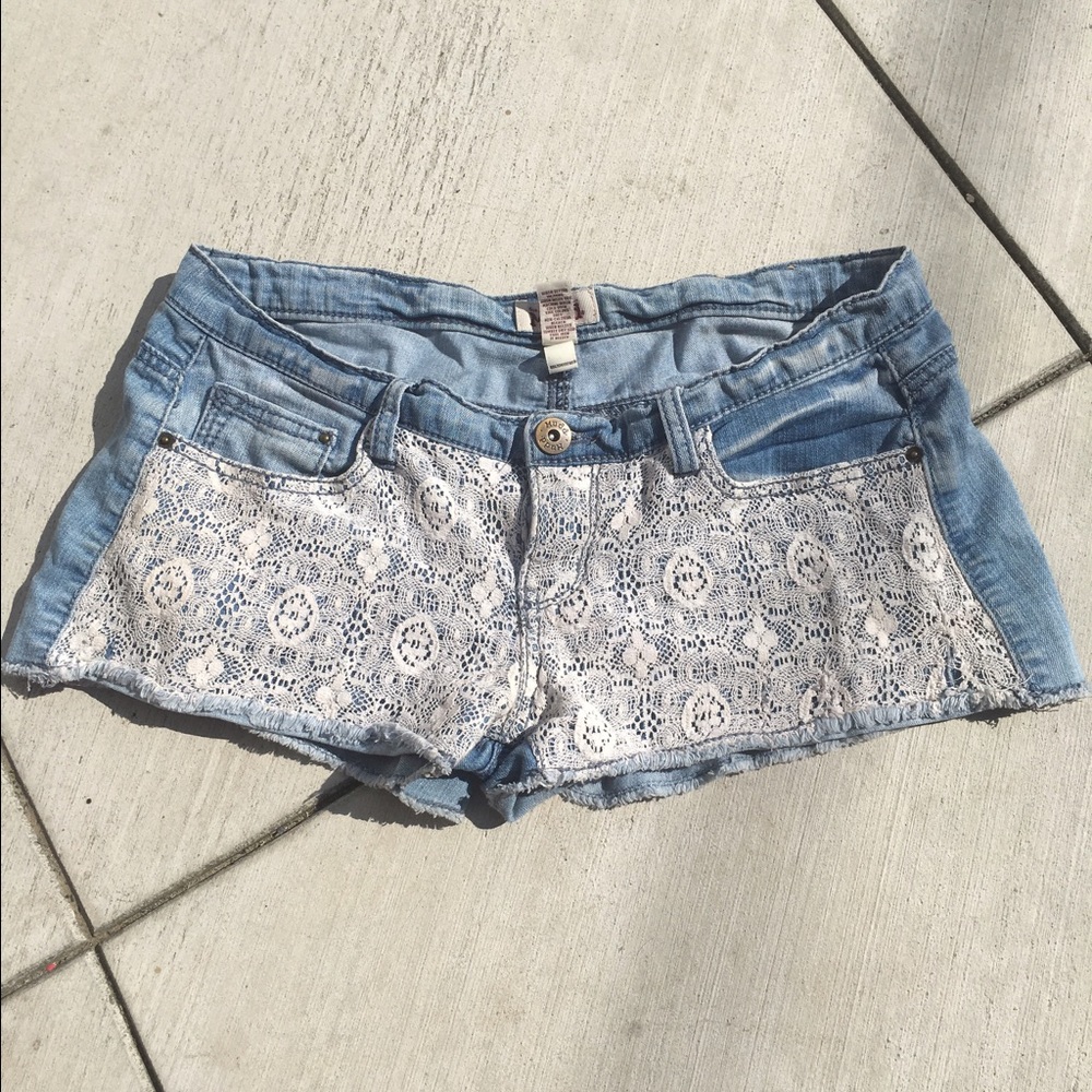 Cute jean shorts