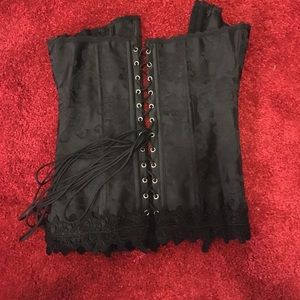 Fredericks of Hollywood black corset size 32