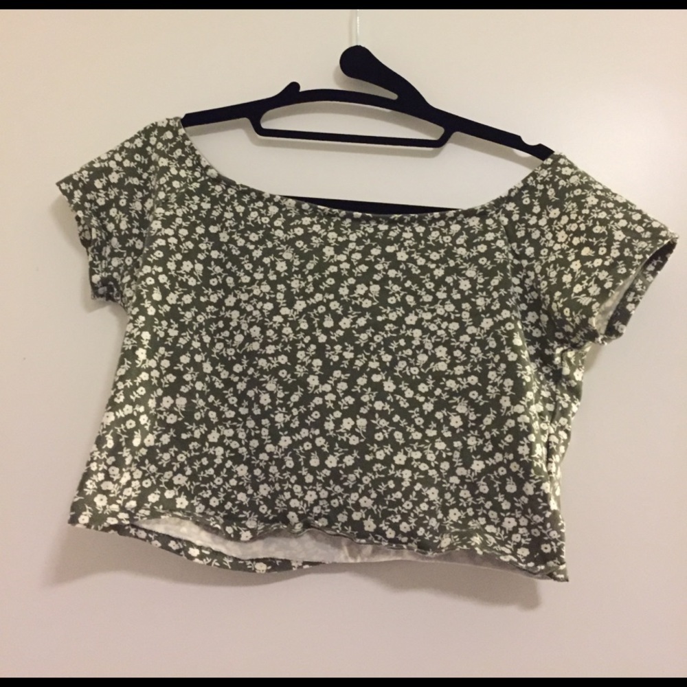 Forever21 Off the Shoulder Floral Crop Top size XL