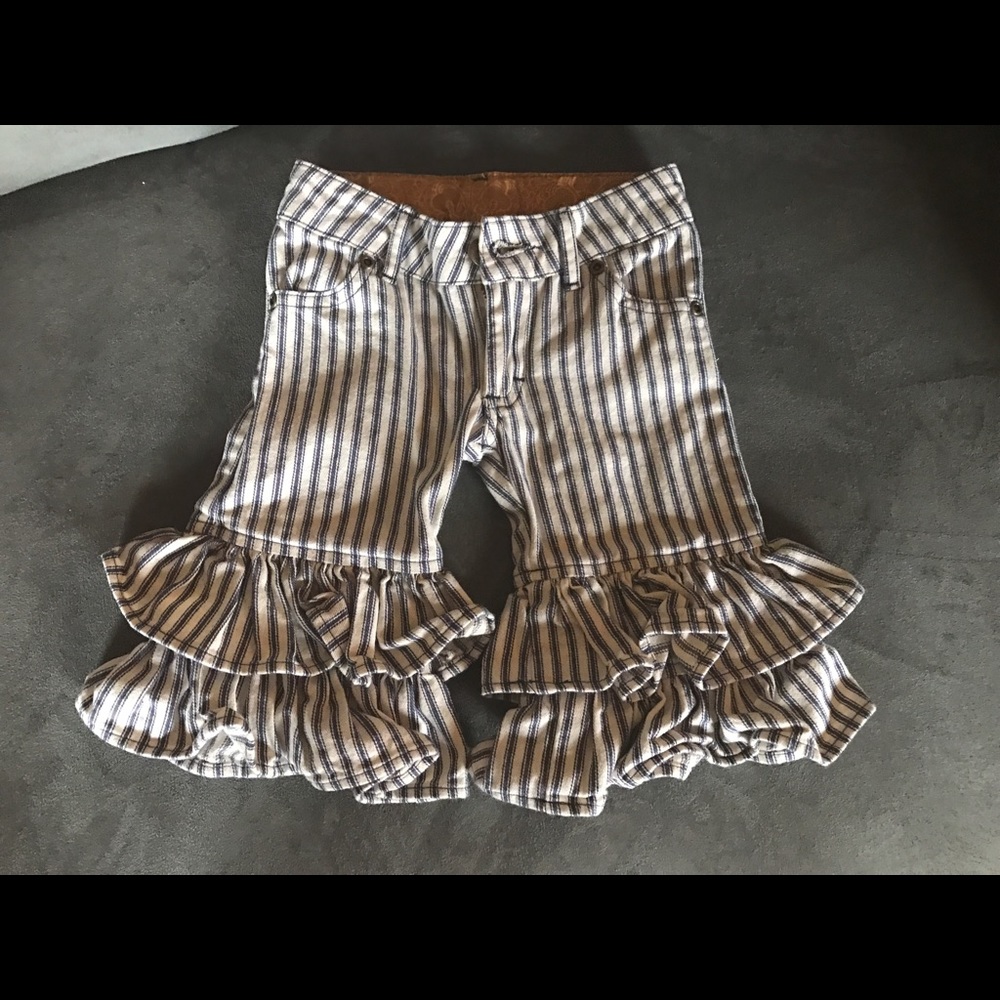 Baby girl persnickety ruffle pants