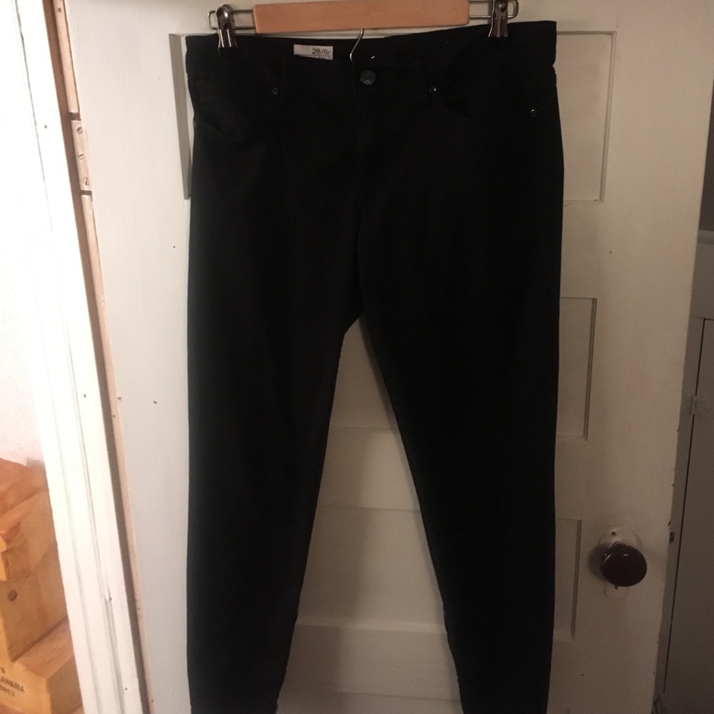 Gap 1969 Legging Jeans with zipper ankle