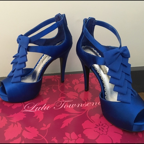 Lulu Townsend Shoes - Final Price Drop! Lulu Townsend Blue Platform Pump with Bows