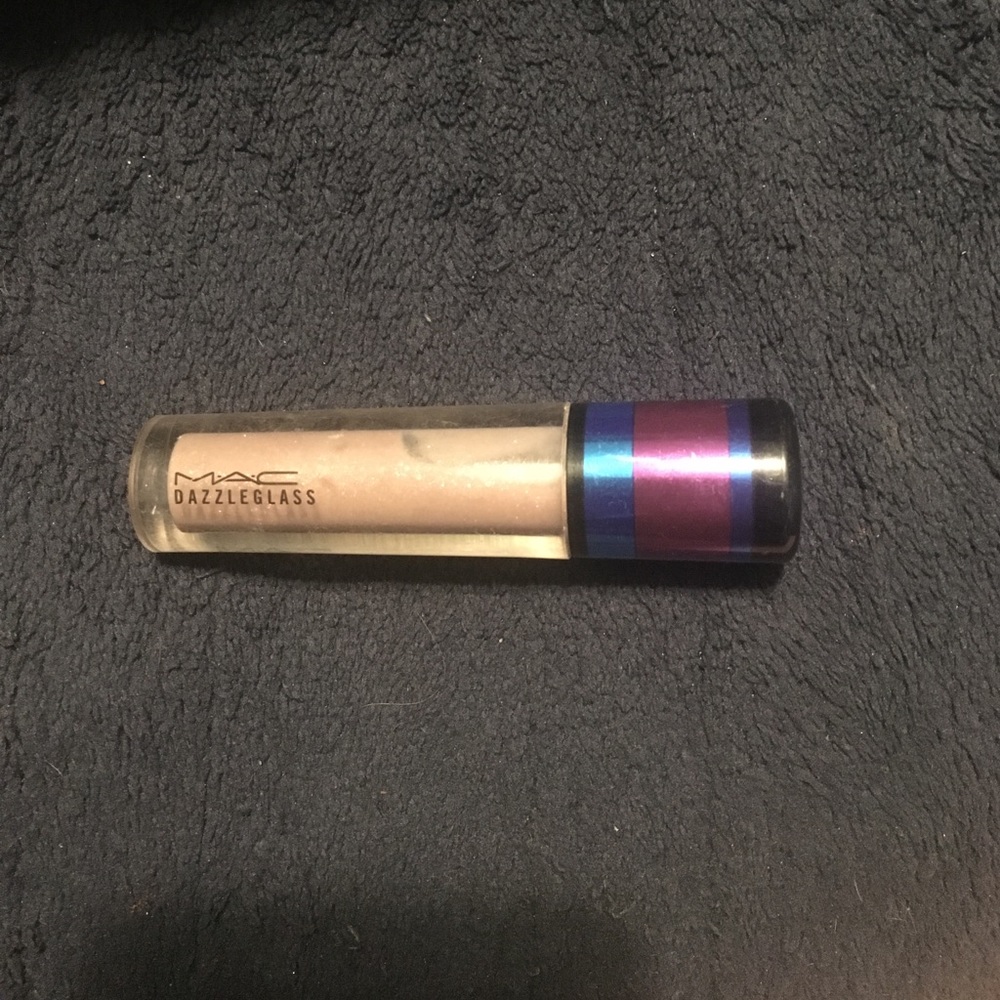 MAC dazzleglass