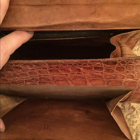 Vintage Alligator Bag - Picture 2 of 4