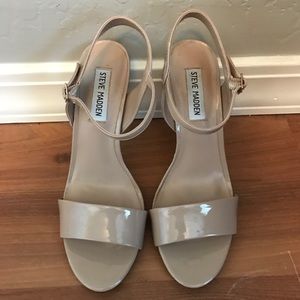 Steve Madden nude heels
