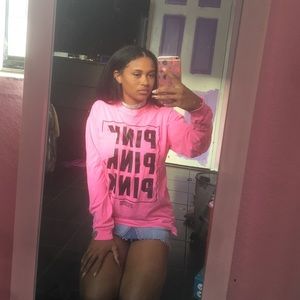 Victoria's Secret PINK shirt 😍💋