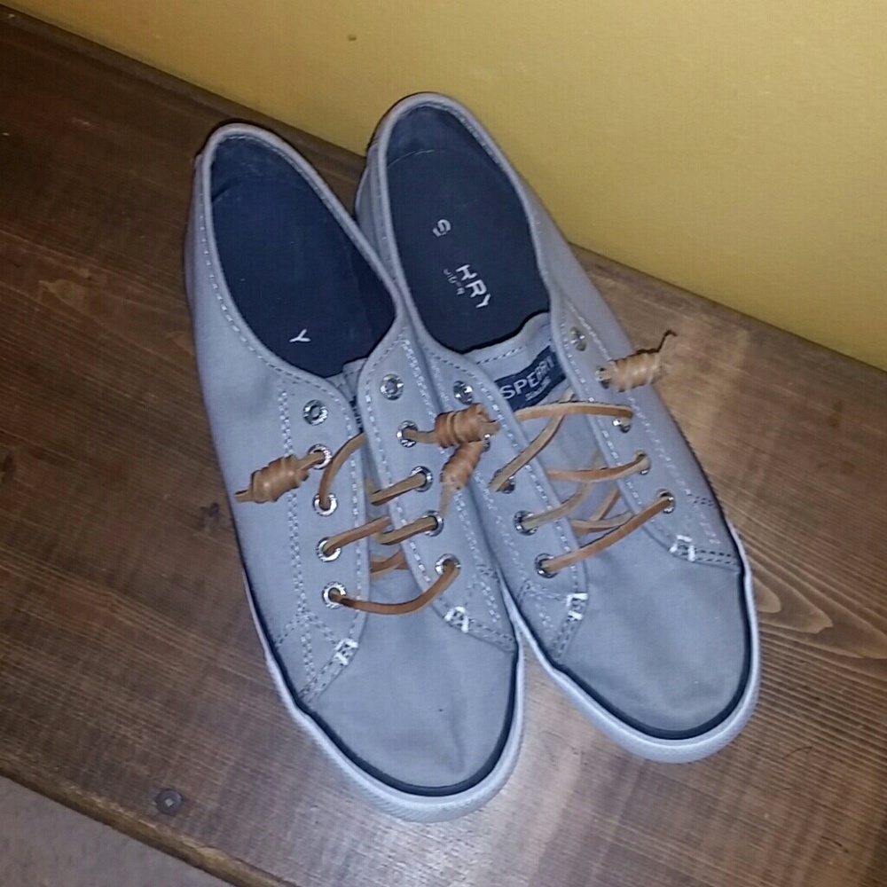 LAST DAY! Sperry boat shoes