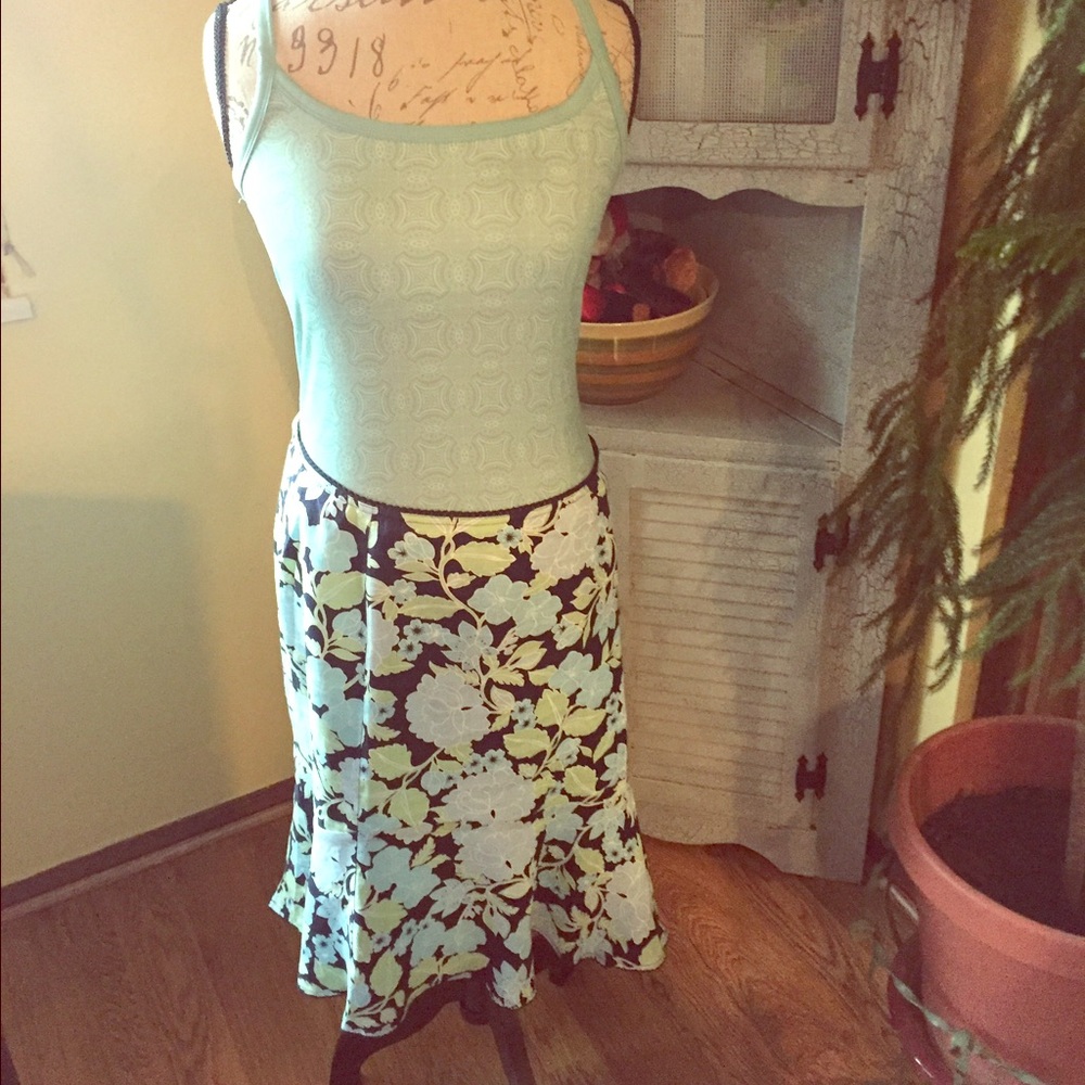 Ann Taylor skirt🌺