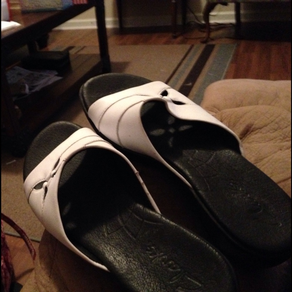 Clarks barely worn