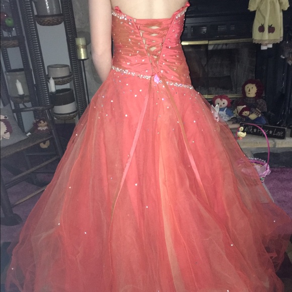 Orangish/red prom dress - Picture 2 of 2