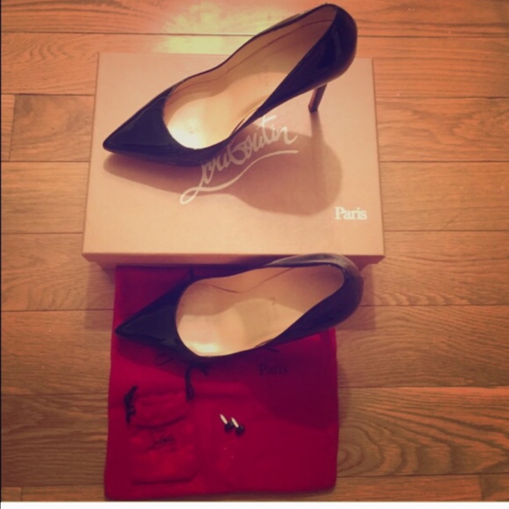 💥ON HOLD 💥Christian Louboutin