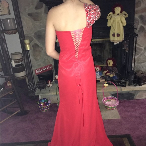 Long, red prom dress - Picture 2 of 2