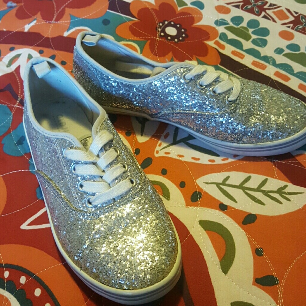 Glitter shoes