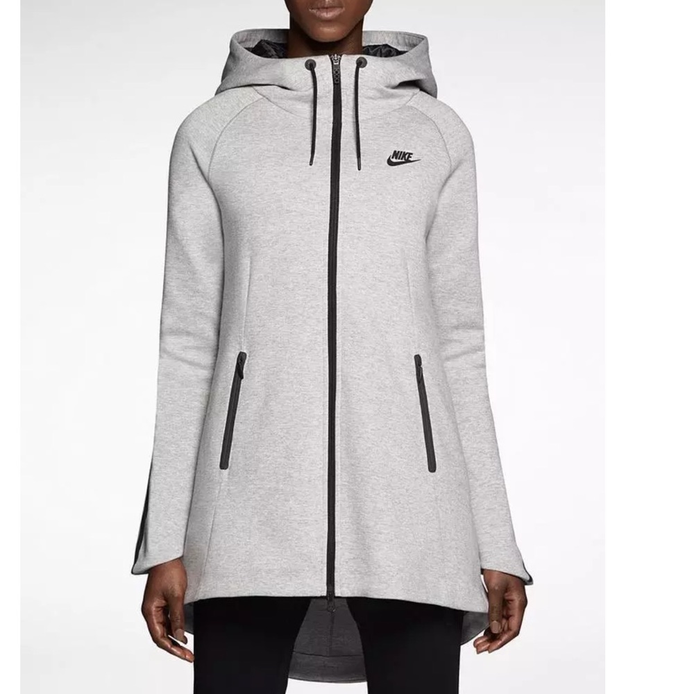 **SOLD**Nike Tech Fleece Aeroloft Parka