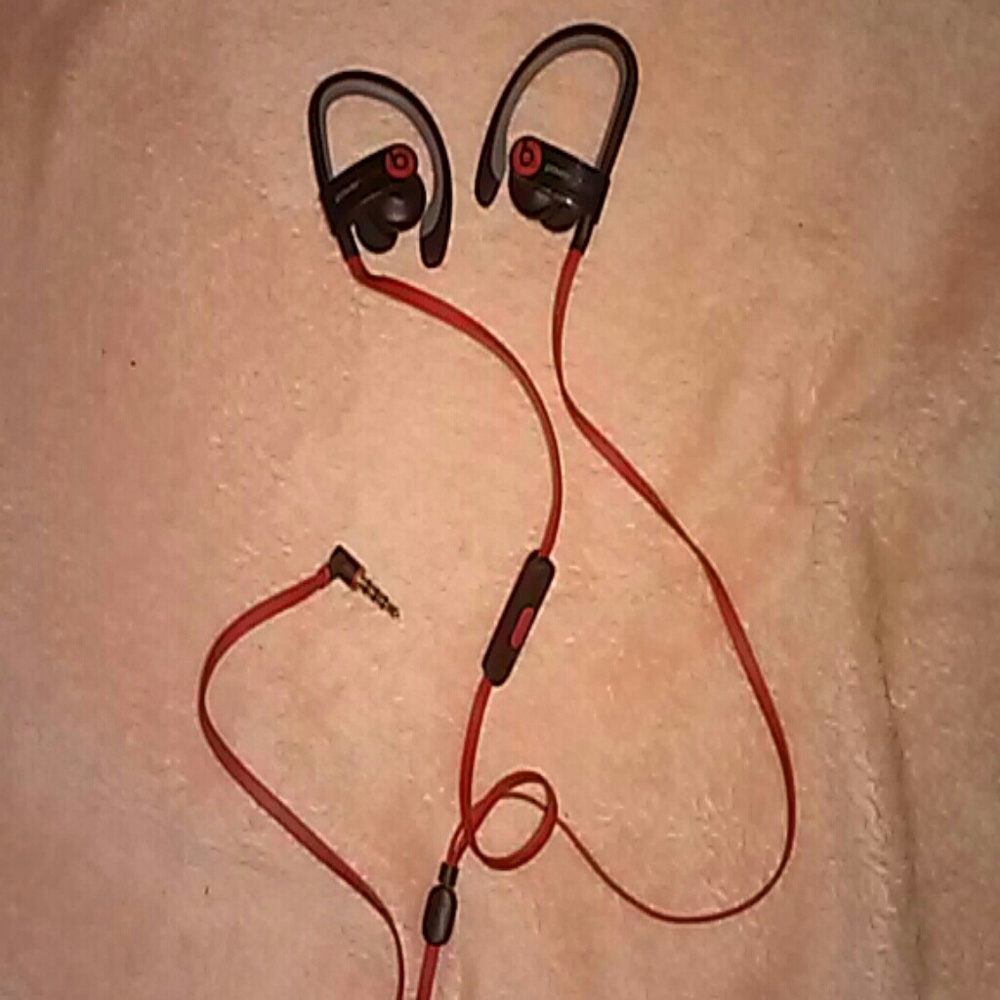 Beats earbuds
