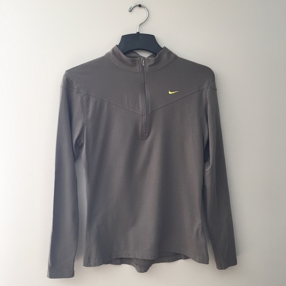undefined Tops - Nike FitDry mock zip turtleneck. Size Large 12-14