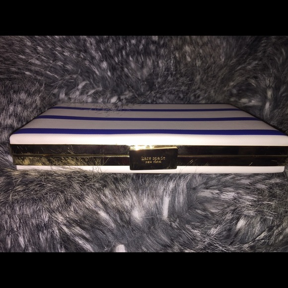 KATE SPADE ♠️ CLUTCH - Picture 3 of 7