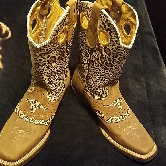 Cowgirl boots - Picture 4 of 5
