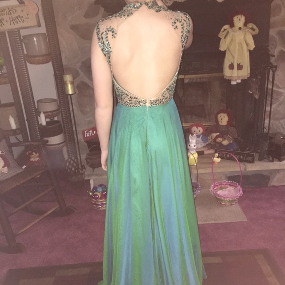 Greenish/blue Sherri Hill prom dress - Picture 2 of 2