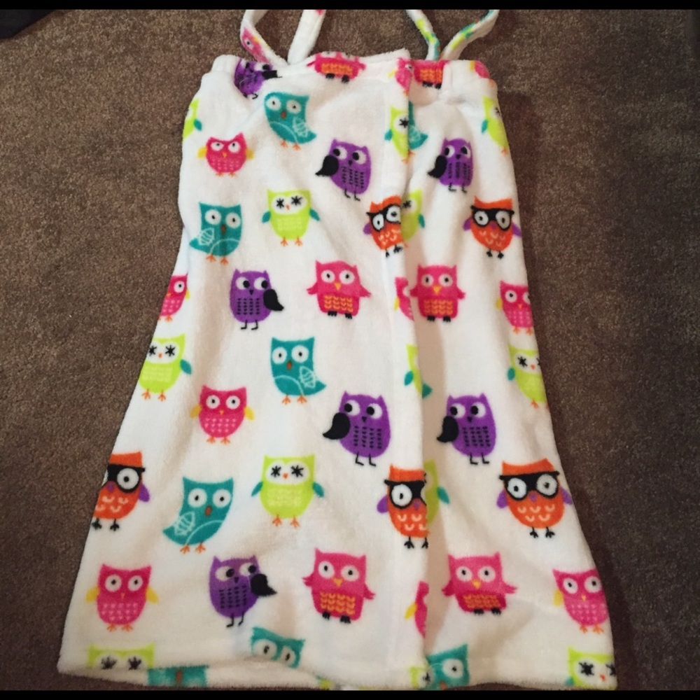 Plush owl robe