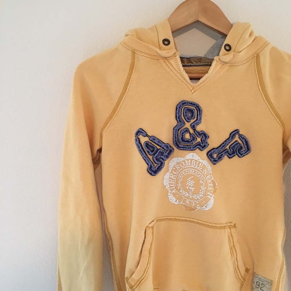 ⭐️☀️💛 Yellow A&F Mid-Weight Pullover Hoodie