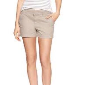 NWT Gap 3 inch shorts