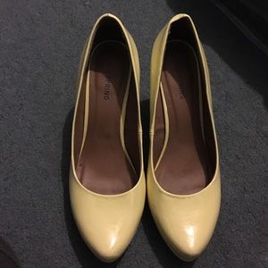 (Call it spring) yellow heels